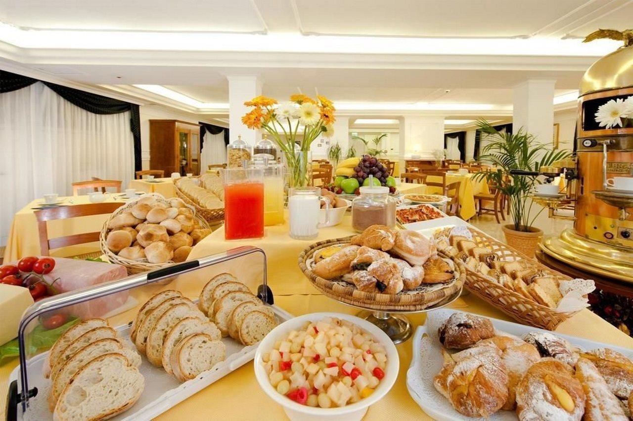 C-Hotels Club House Roma Ristorante foto