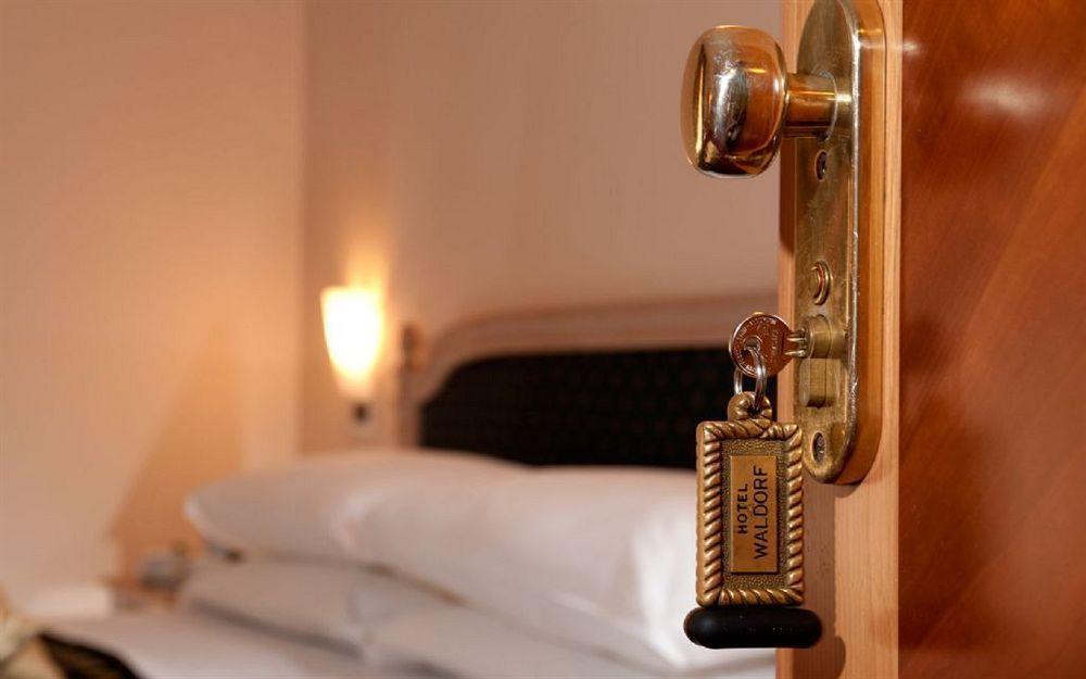 C-Hotels Club House Roma Esterno foto