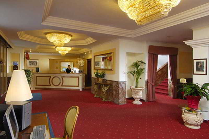 C-Hotels Club House Roma Interno foto