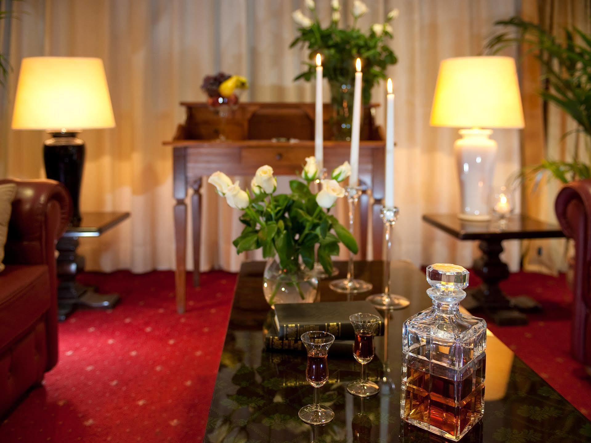 C-Hotels Club House Roma Interno foto