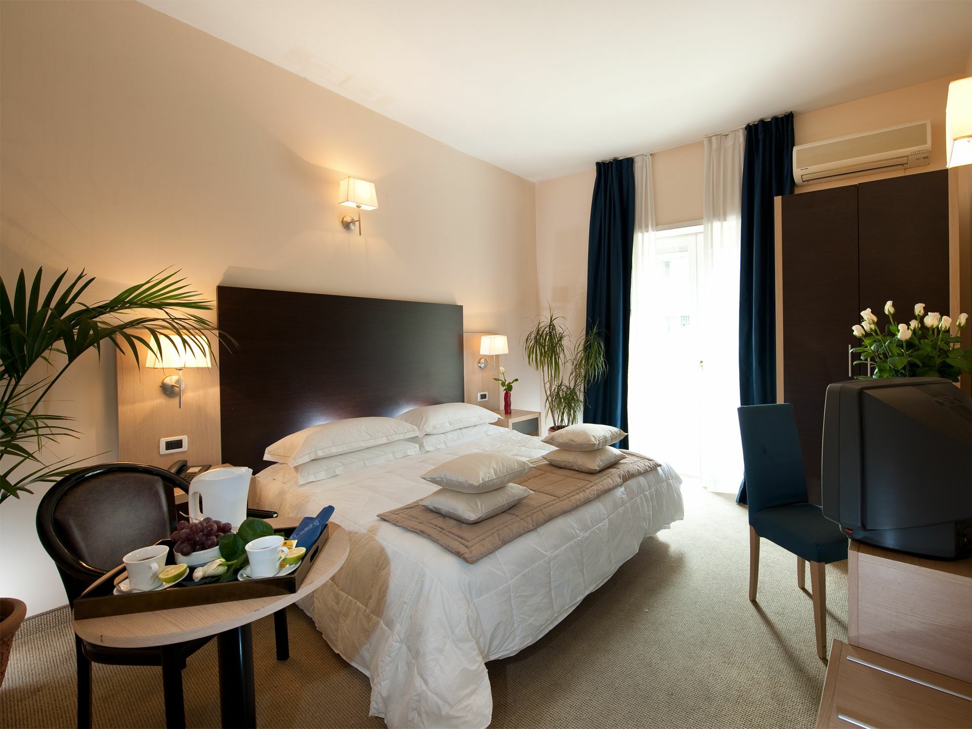 C-Hotels Club House Roma Esterno foto