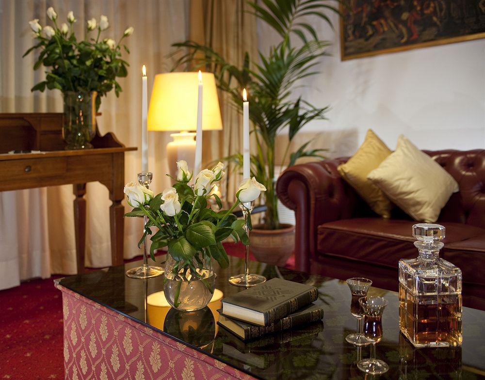 C-Hotels Club House Roma Esterno foto
